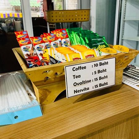 Fun Wan Hostel Bangkok Ngoại thất bức ảnh